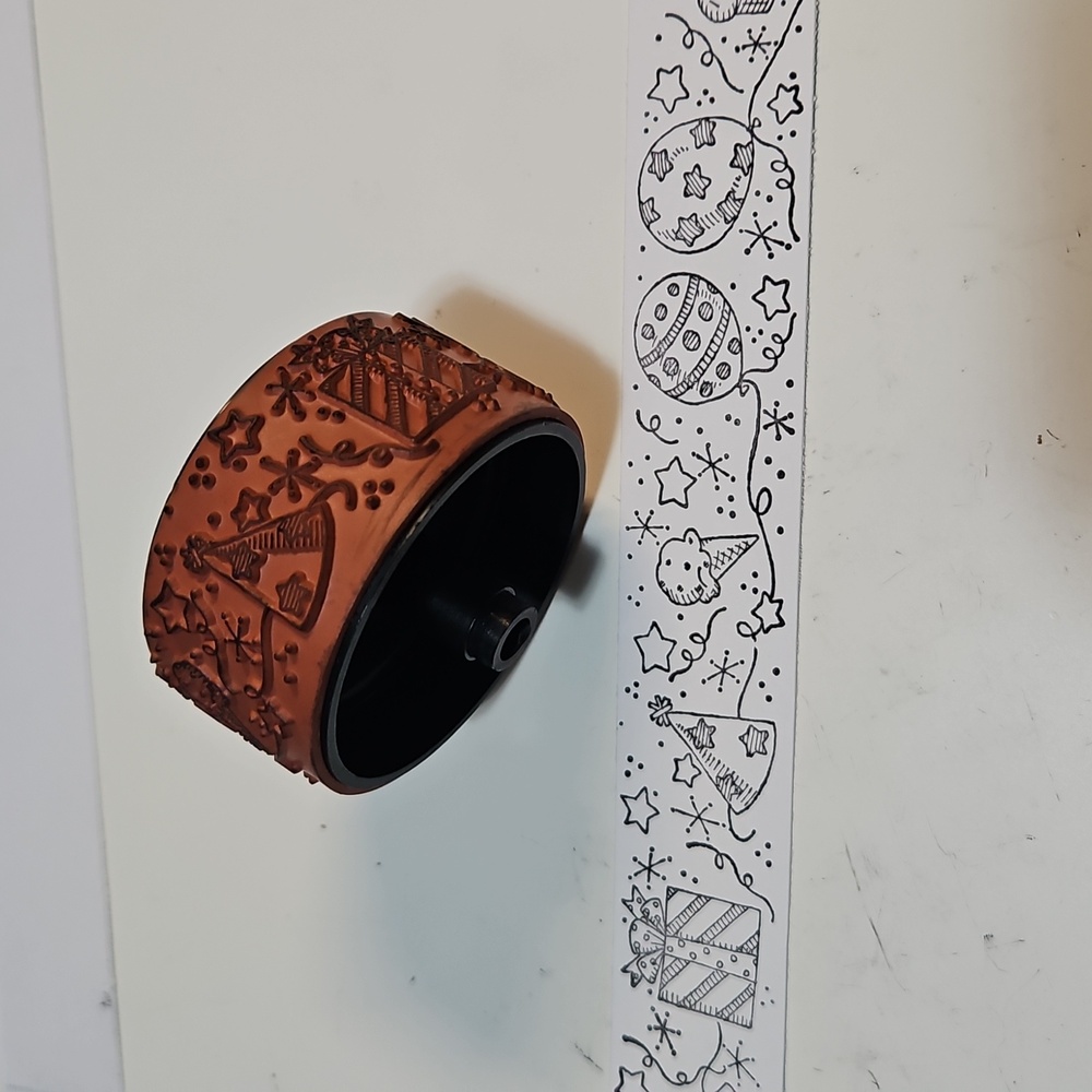 Party Stampin Round 1" wide wheel stamp